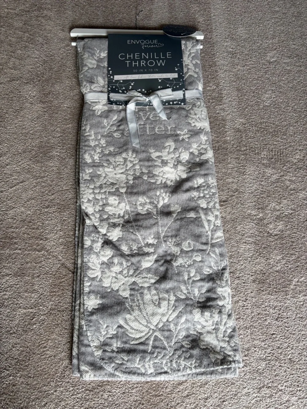 NWT - Chenille throw by Envogue Happily Ever Forever 50” x 70”